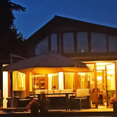 Villa Dom Ivet *